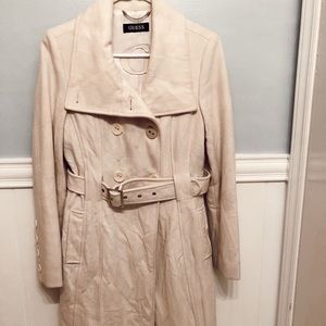 GUESS handlee trench coat!!!